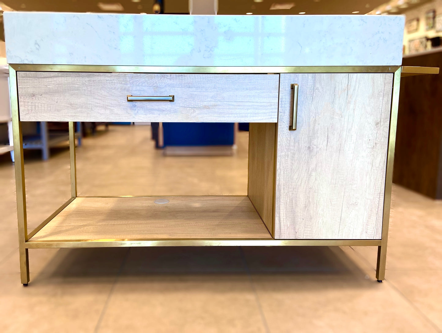 Evos Boutiques 48 in Italian Marble Vanity
