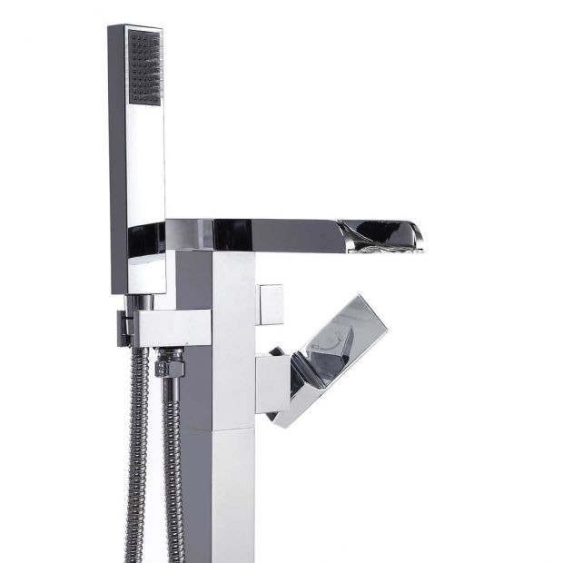 Evos Boutiques Silver faucet 60 in long hose