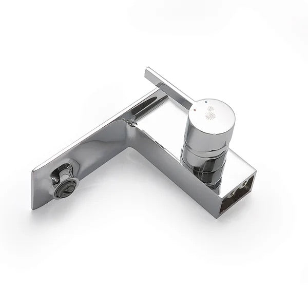 Evos Boutiques chrome faucet side