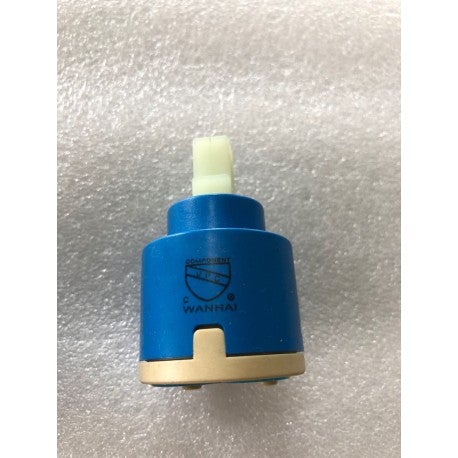 Evos Boutiques blue shower head