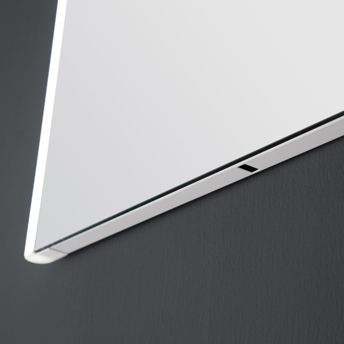 Evos Boutiques LED mirror  corner